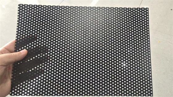 hoja perforada de aluminio AA1060, AA1100, AA3003 de 0.8m m blanco y negro