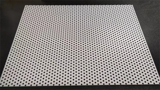 hoja perforada de aluminio AA1060, AA1100, AA3003 de 0.8m m blanco y negro